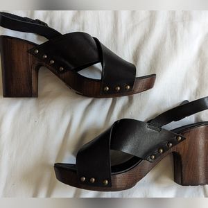 Kenneth Cole Reaction Studded Log Cabin Block Heel Sandal